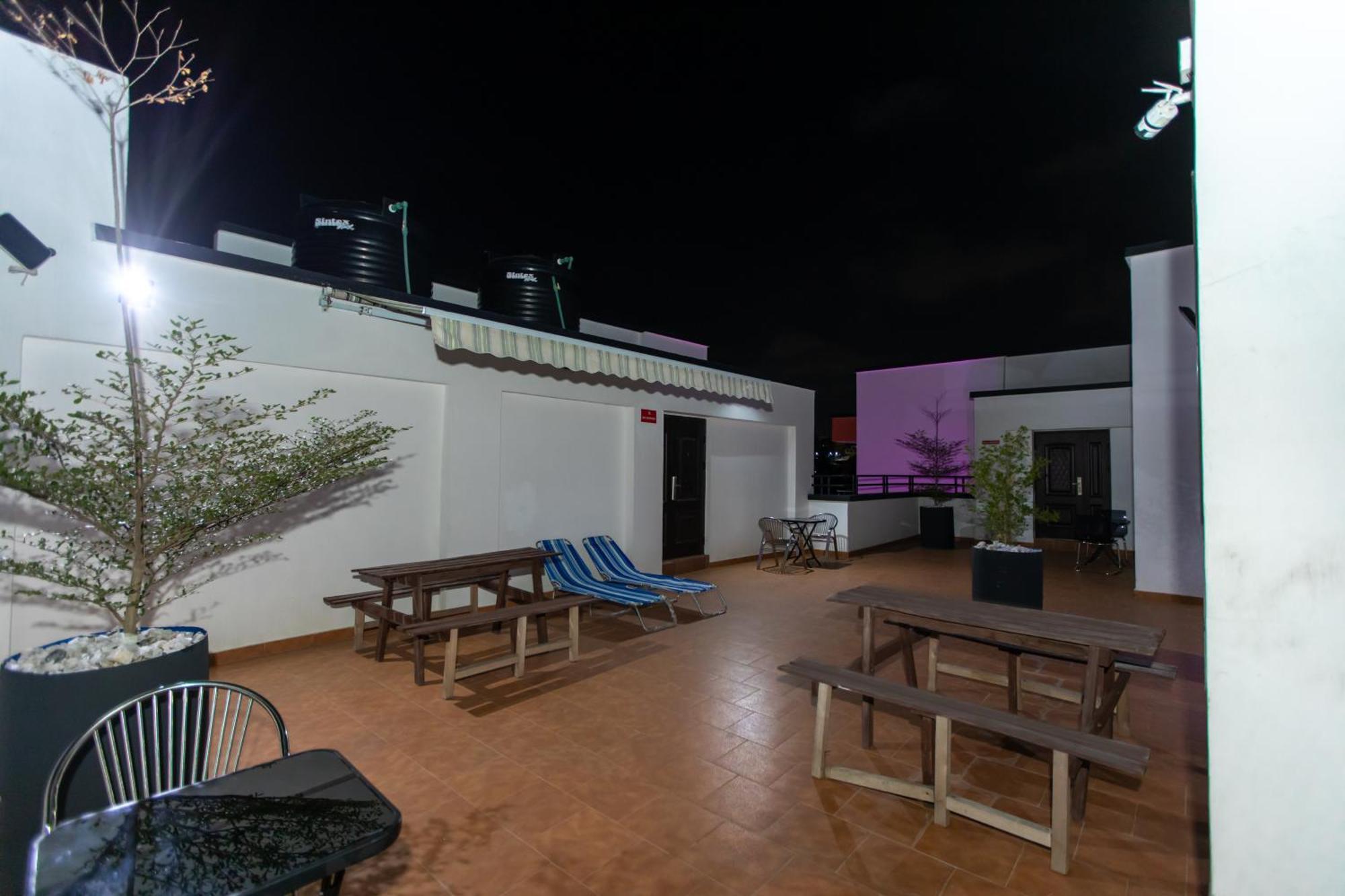 Washington Apartments - Just 25Mins Drive From The Airport Kwashieman Exterior foto
